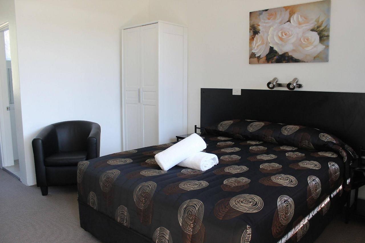 Twin Swans Motel Inverell Buitenkant foto