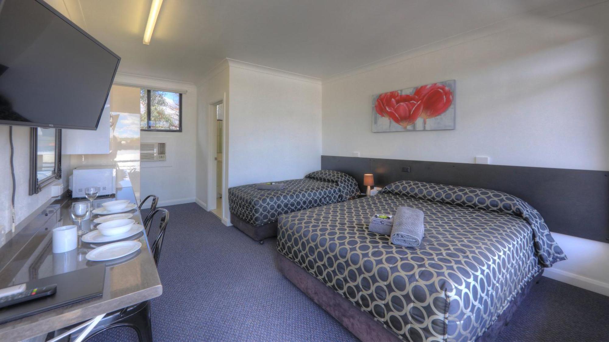 Twin Swans Motel Inverell Buitenkant foto