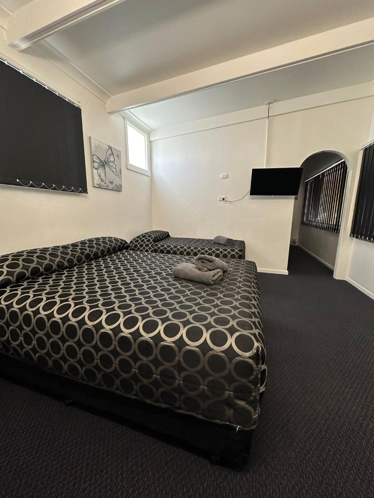 Twin Swans Motel Inverell Buitenkant foto